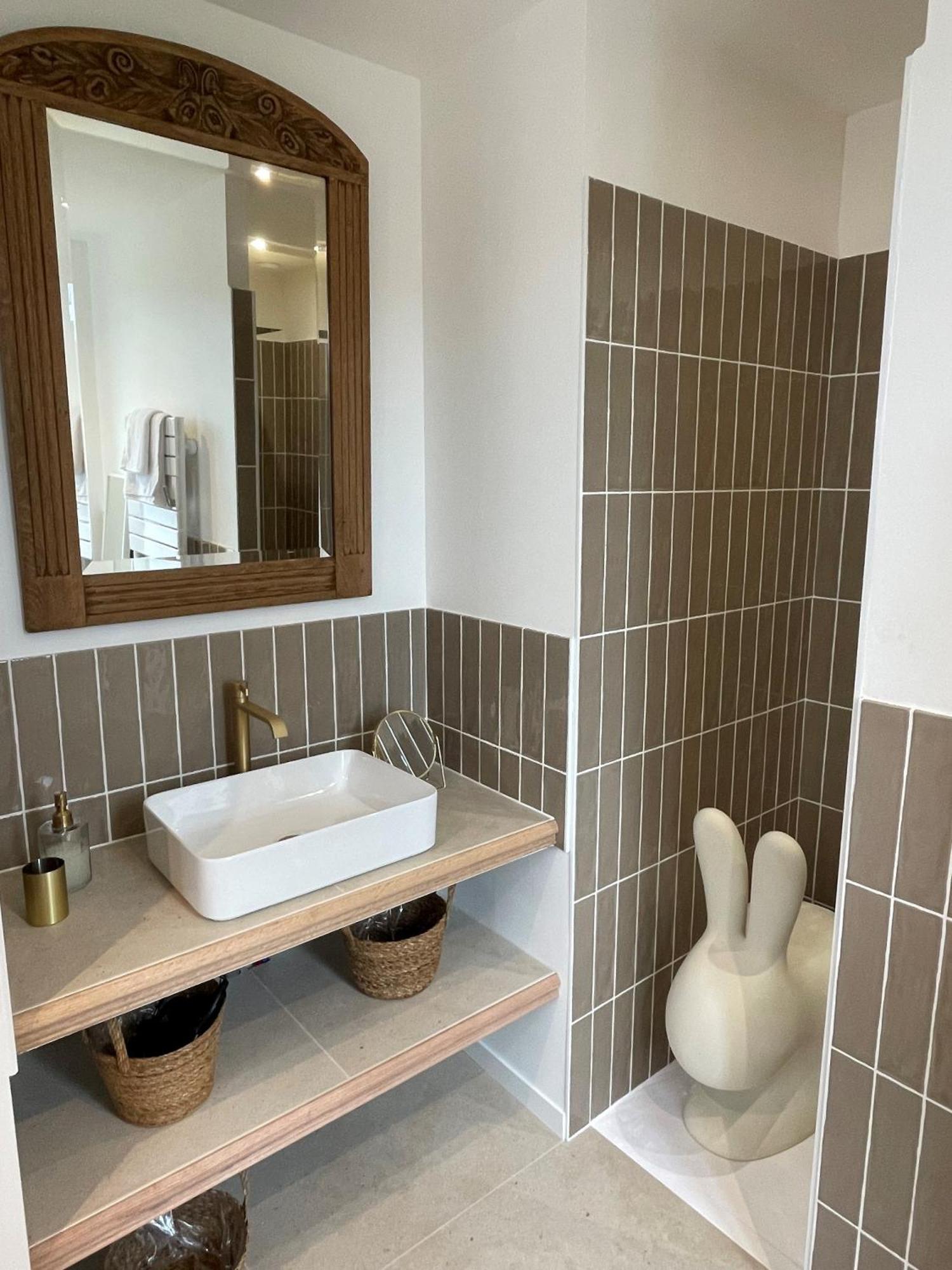 La Petite Maison De Giverny - Gite De Charme 5 Etoiles Au Coeur Du Village - 3 Chambres Bagian luar foto