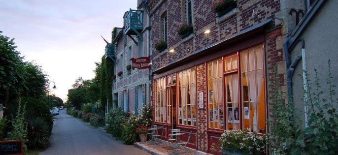 La Petite Maison De Giverny - Gite De Charme 5 Etoiles Au Coeur Du Village - 3 Chambres Bagian luar foto