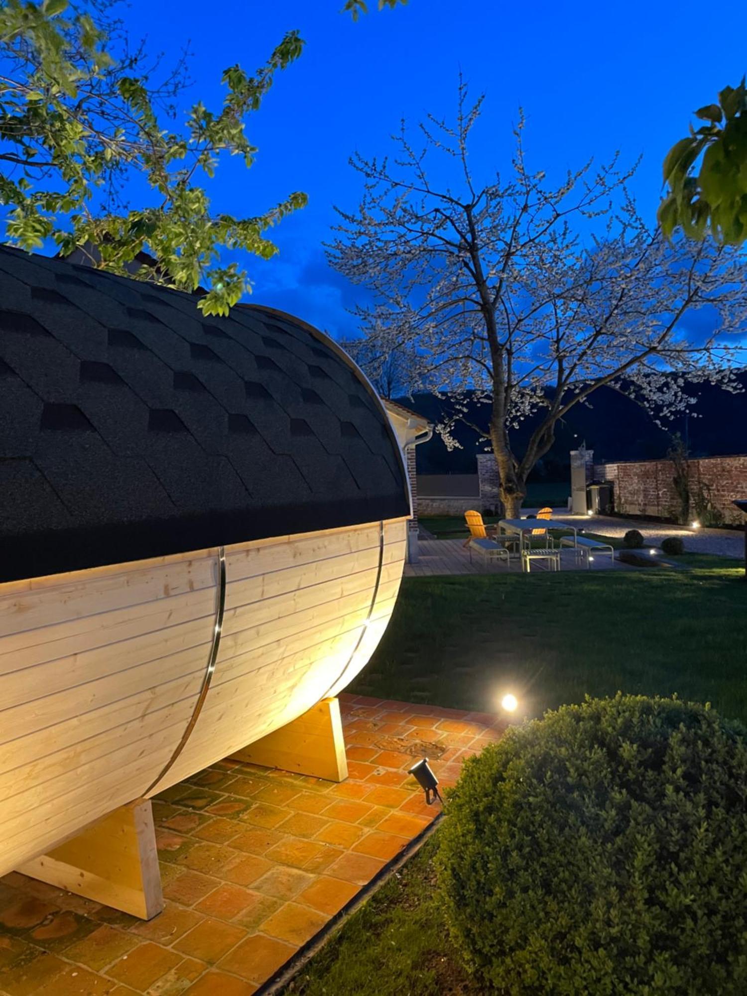 La Petite Maison De Giverny - Gite De Charme 5 Etoiles Au Coeur Du Village - 3 Chambres Bagian luar foto
