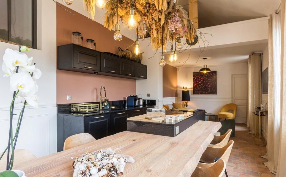 La Petite Maison De Giverny - Gite De Charme 5 Etoiles Au Coeur Du Village - 3 Chambres Bagian luar foto