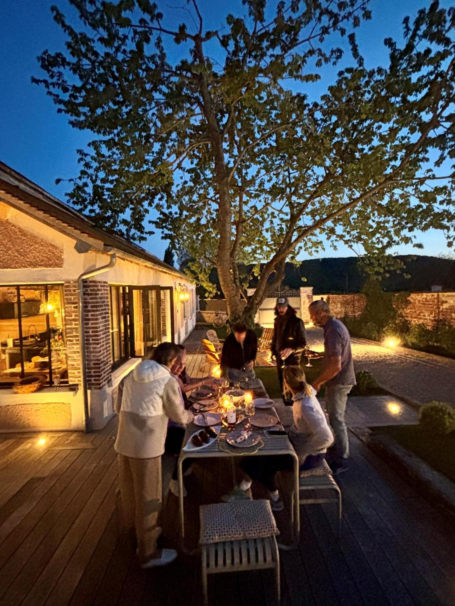 La Petite Maison De Giverny - Gite De Charme 5 Etoiles Au Coeur Du Village - 3 Chambres Bagian luar foto